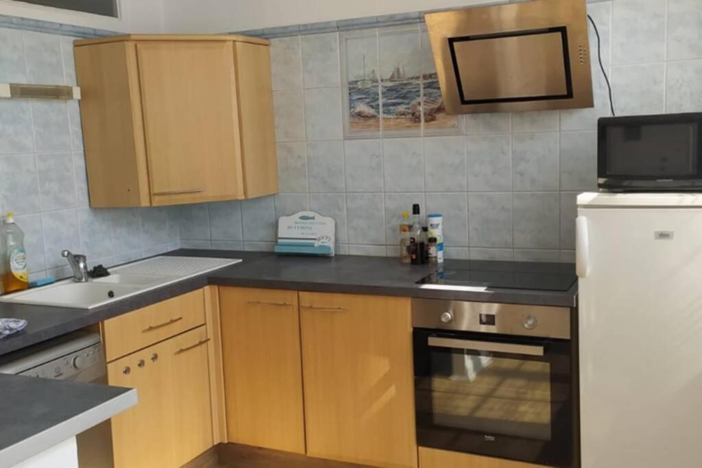 12 Rdc Appartement 2 Chambres Jardin Terrasse Ploneour-Lanvern Luaran gambar