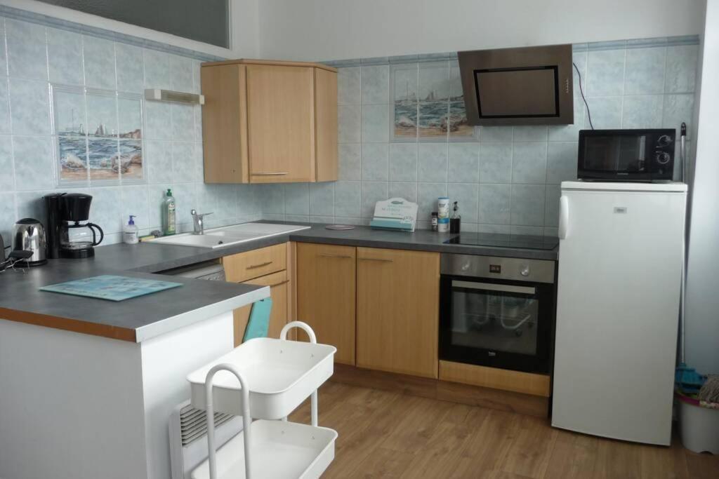 12 Rdc Appartement 2 Chambres Jardin Terrasse Ploneour-Lanvern Luaran gambar
